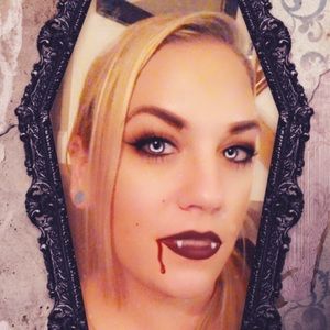 Meet your Posher, Kristal